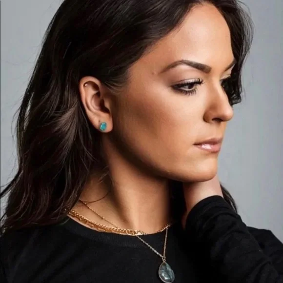 🆕 New Raw Aquamarine Crystal Stud Gemstone Earrings - Picture 8 of 8